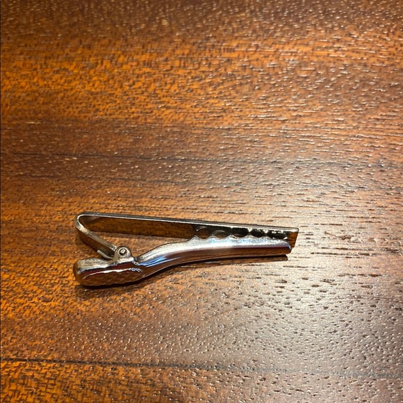 Silver Tie Clip with Star Pattern - Picture 2 of 6